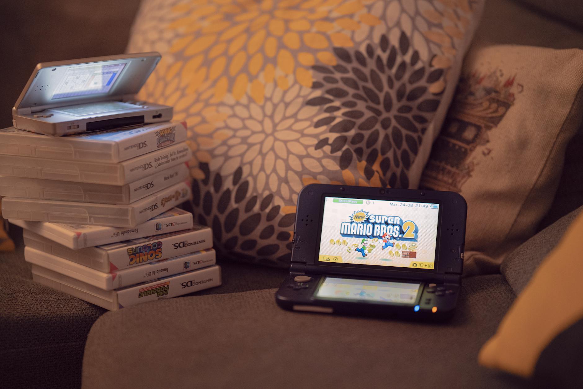 Herb miasta Piastów symbolizujący bezpieczeństwo i zarządzanie kryzysowe pod nadzorem Pełnomocnika ds. Obronnych